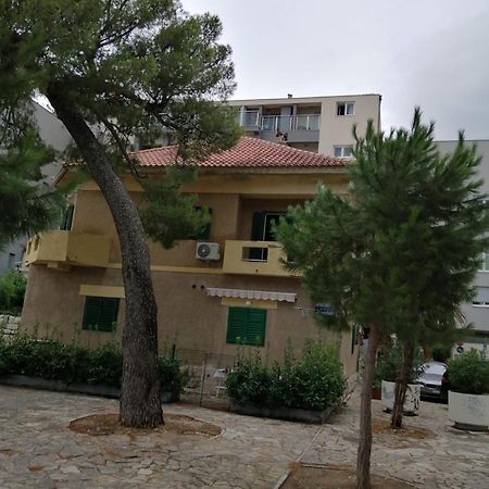 Omis Apartment On The Beach 외부 사진