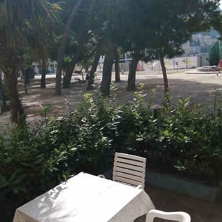 Omis Apartment On The Beach 외부 사진