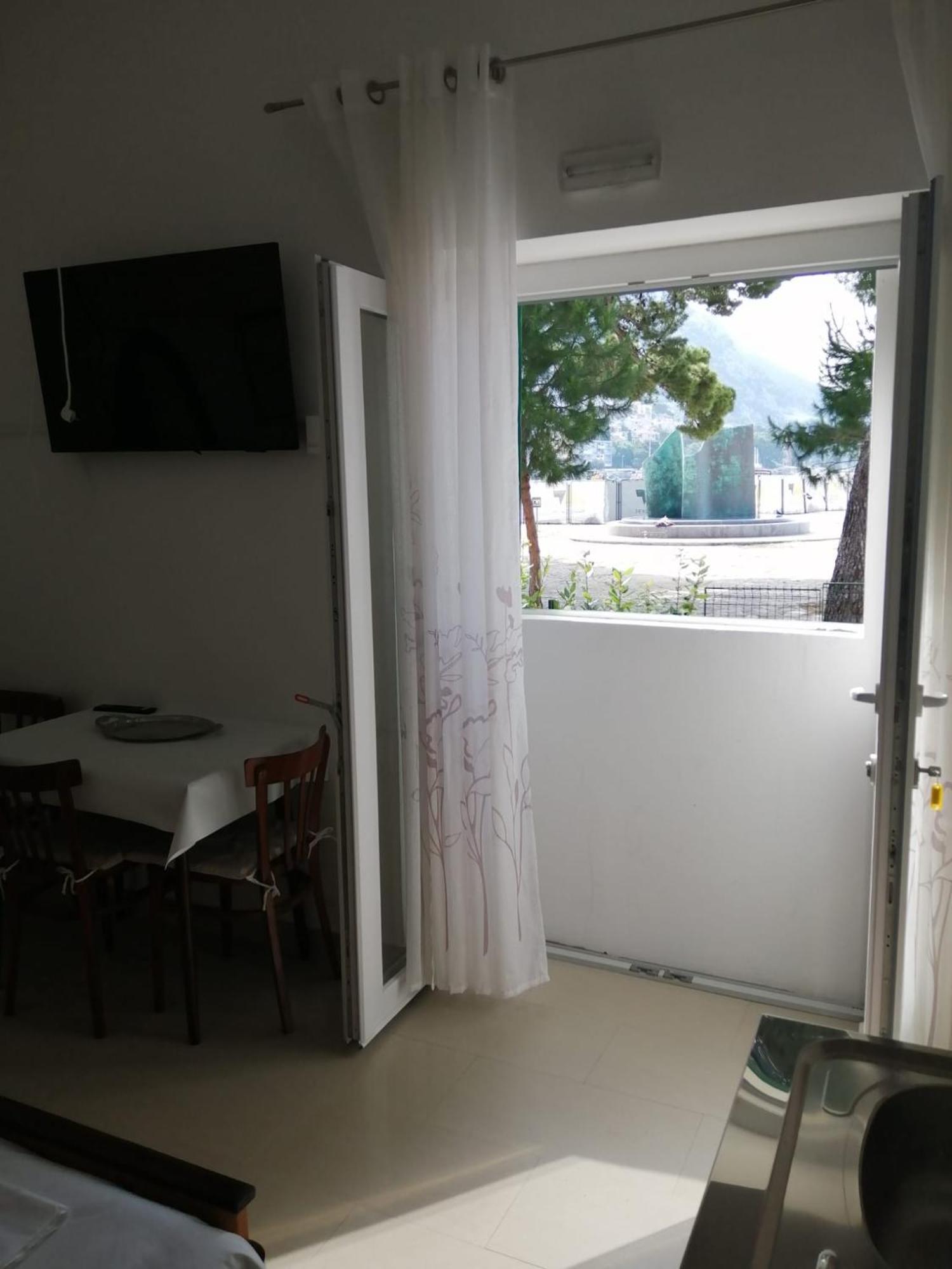 Omis Apartment On The Beach 외부 사진
