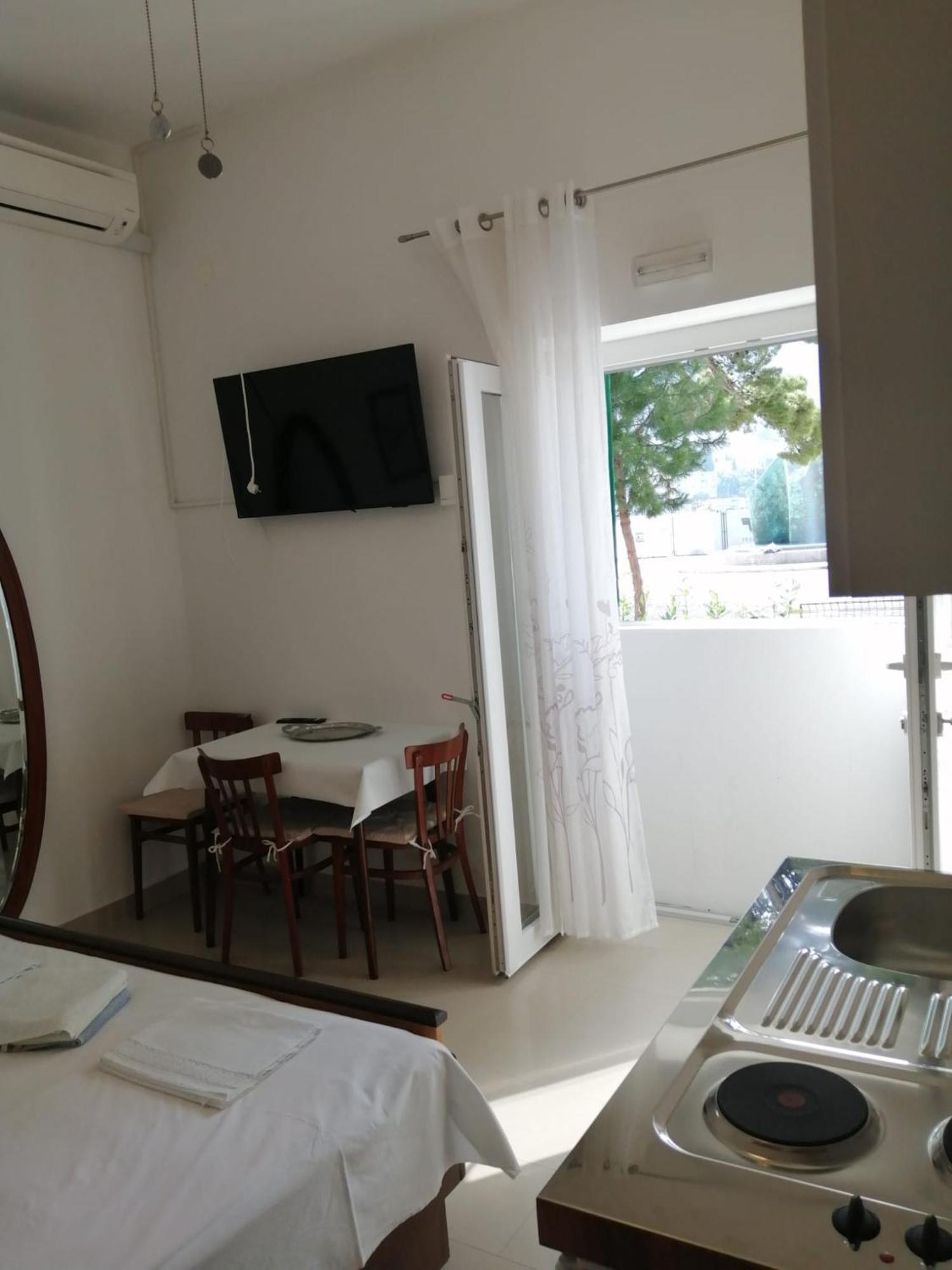 Omis Apartment On The Beach 외부 사진