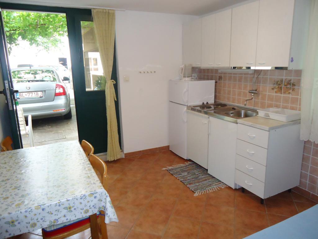 Omis Apartment On The Beach 외부 사진