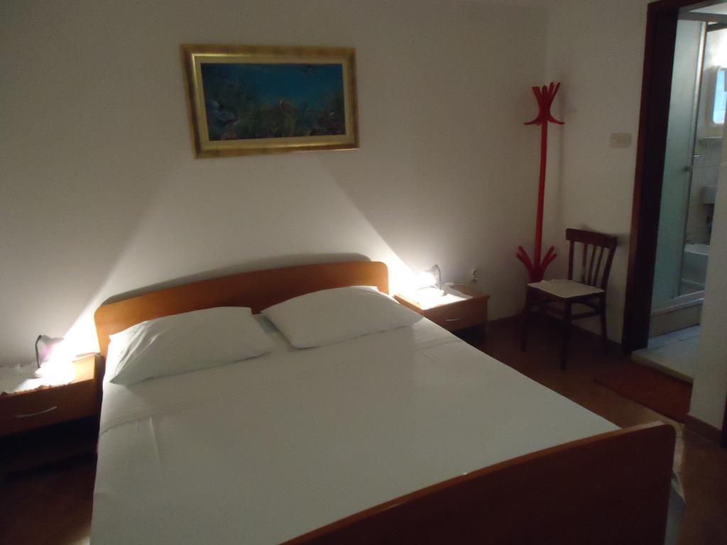Omis Apartment On The Beach 외부 사진