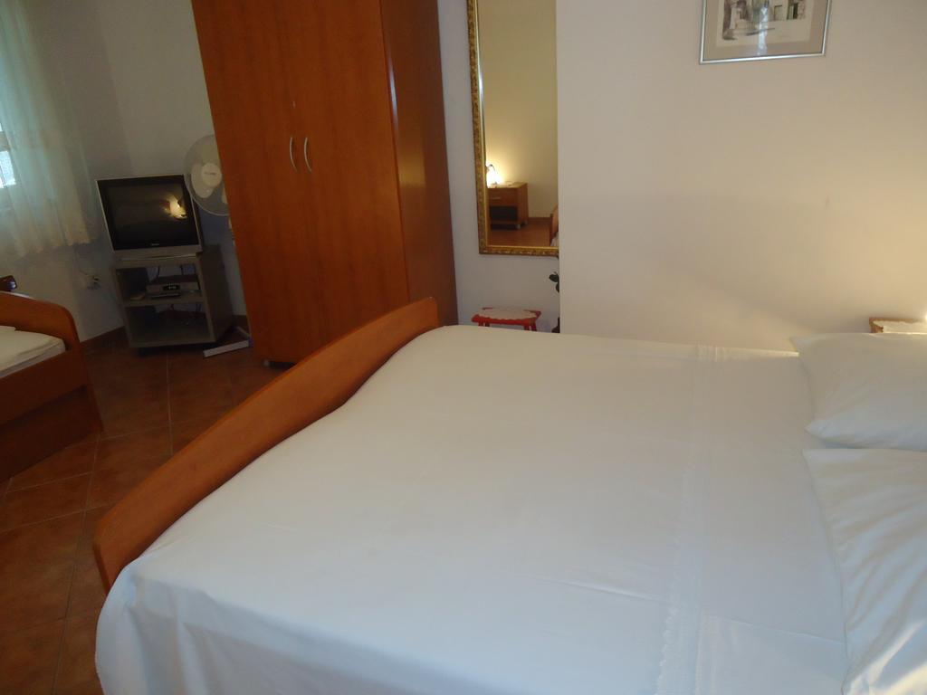 Omis Apartment On The Beach 외부 사진