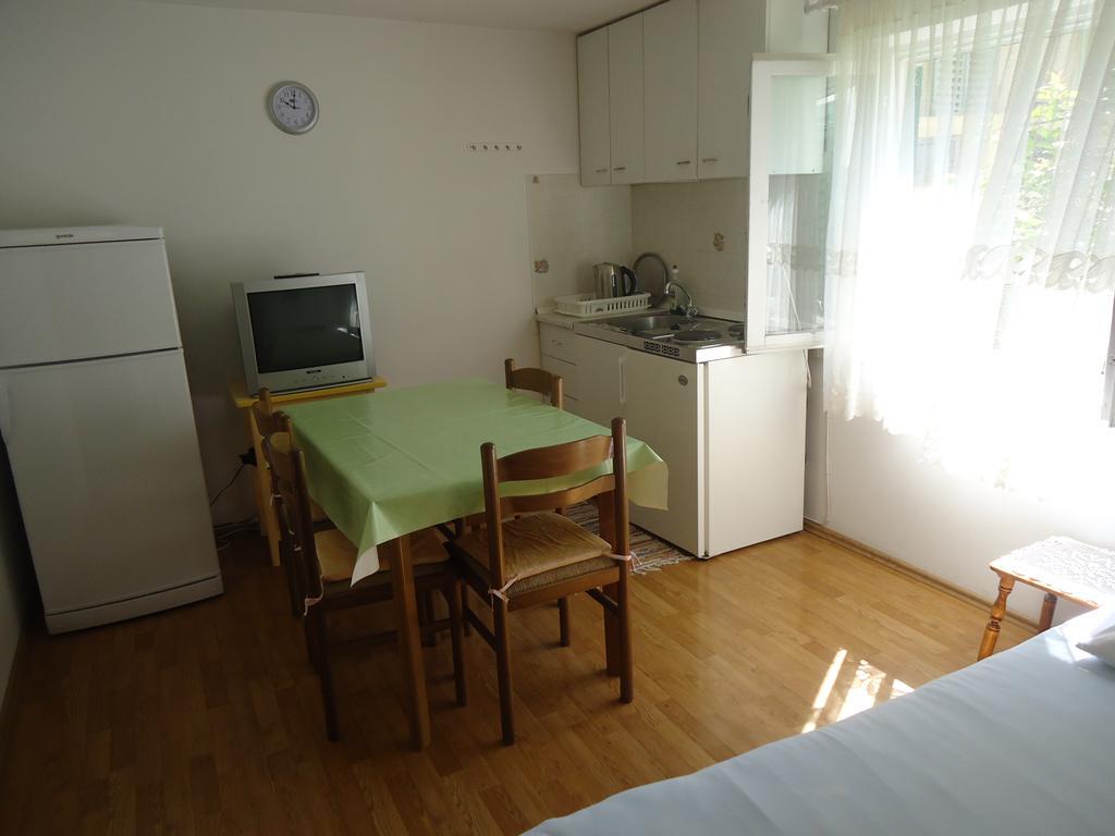 Omis Apartment On The Beach 외부 사진