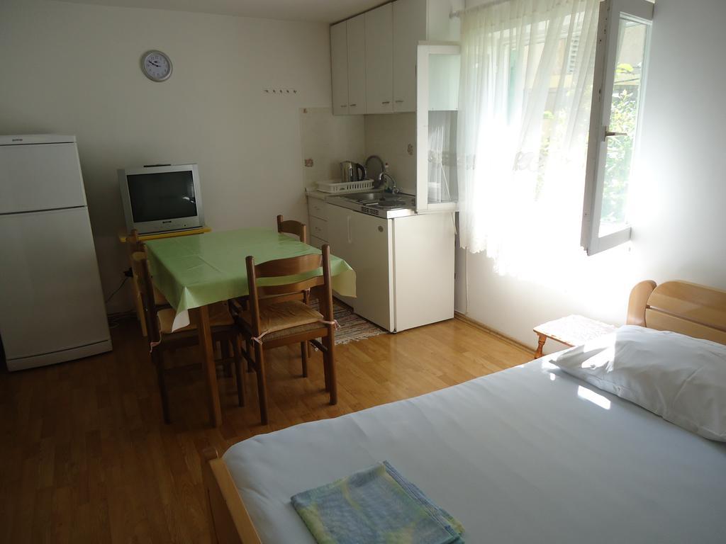 Omis Apartment On The Beach 외부 사진